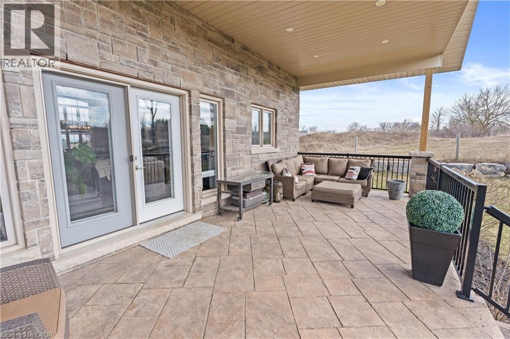 9677 TENTH Sideroad - Image 46