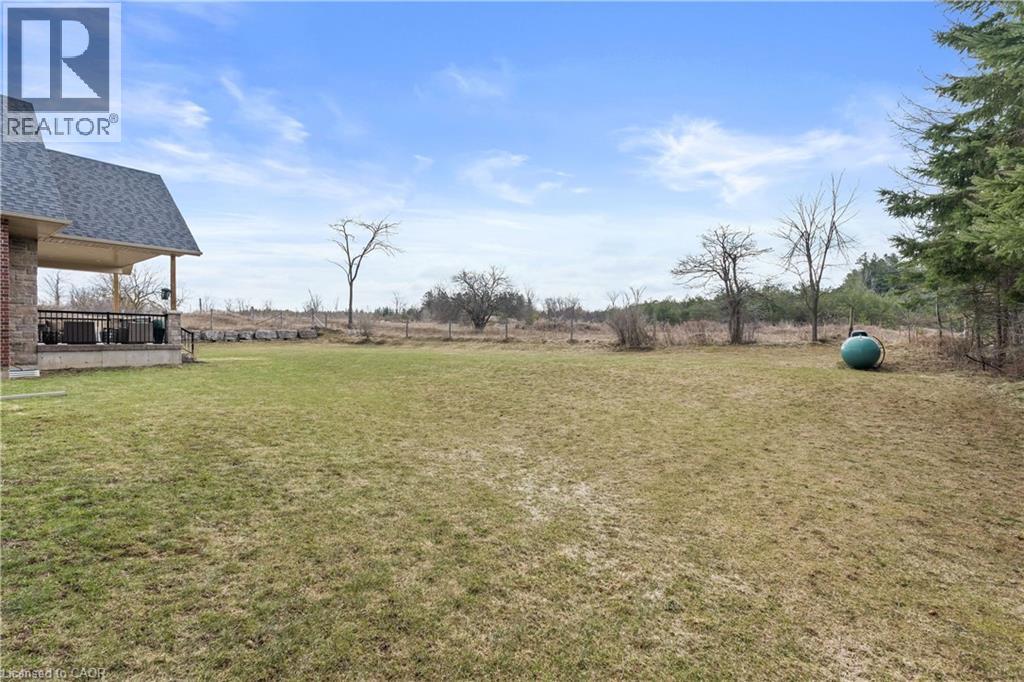 9677 TENTH Sideroad - 43