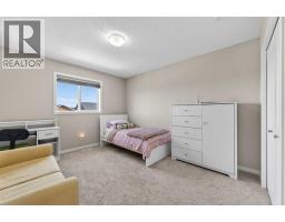 15 Fireside Crescent - photo 33