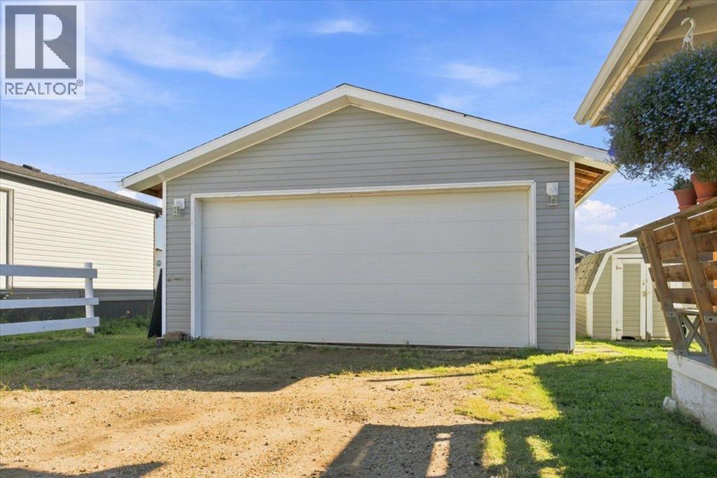 10203 99 Avenue - Image 23