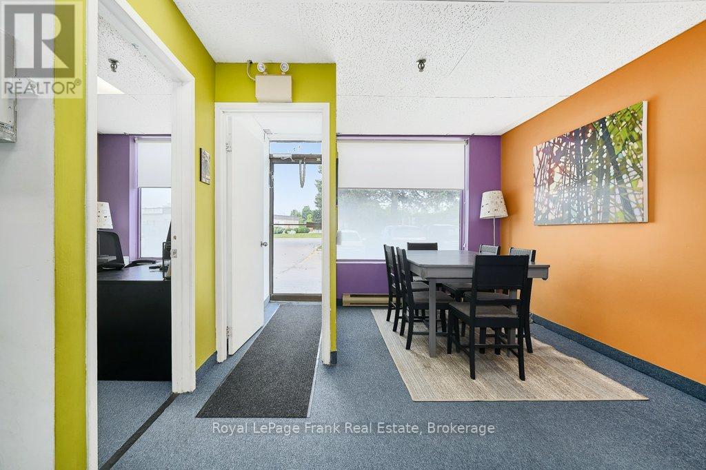 1 - 676 MONARCH AVENUE, Ajax (South West) — photo 6