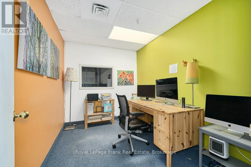 1 - 676 MONARCH AVENUE, Ajax (South West) — photo 9