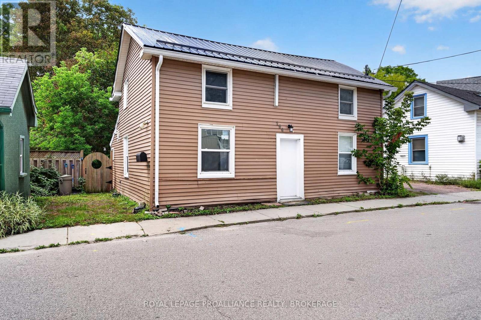 196 YORK STREET - 2