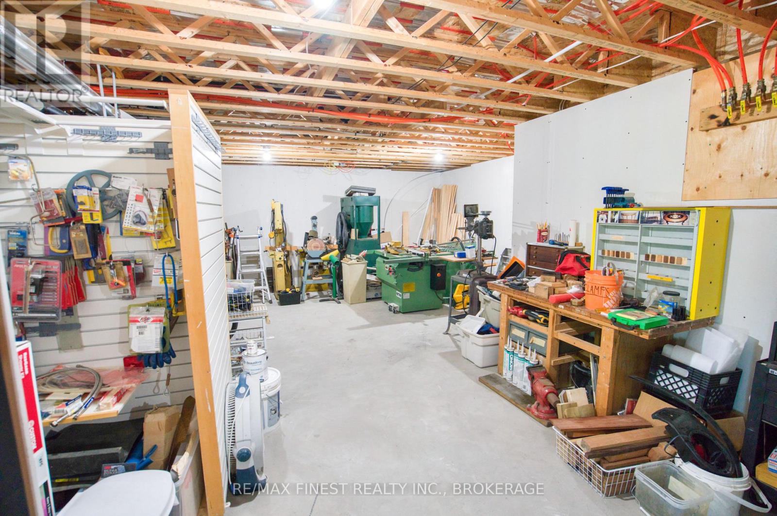 1252 CLEMENT ROAD - Image 33