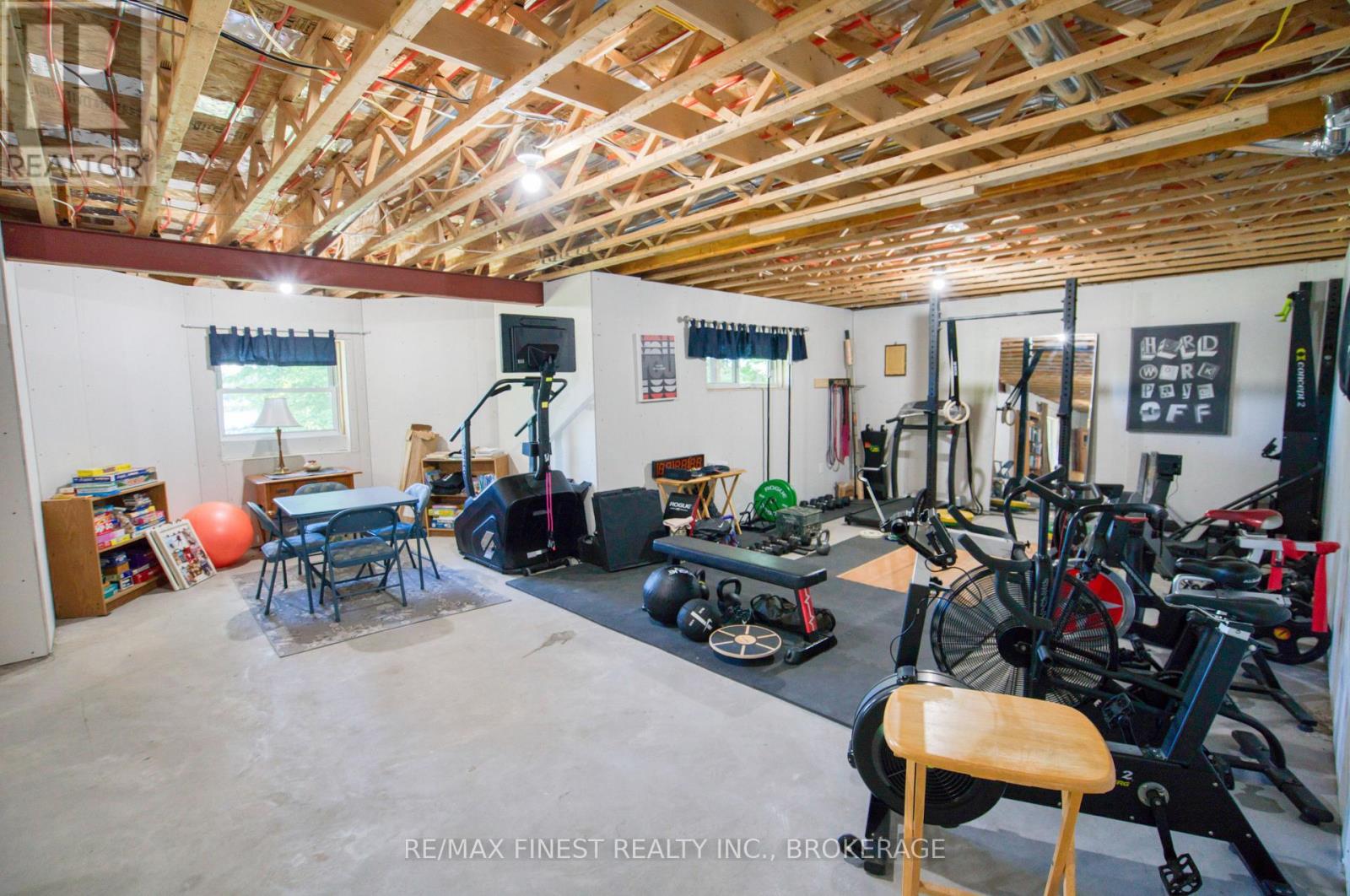 1252 CLEMENT ROAD - Image 35