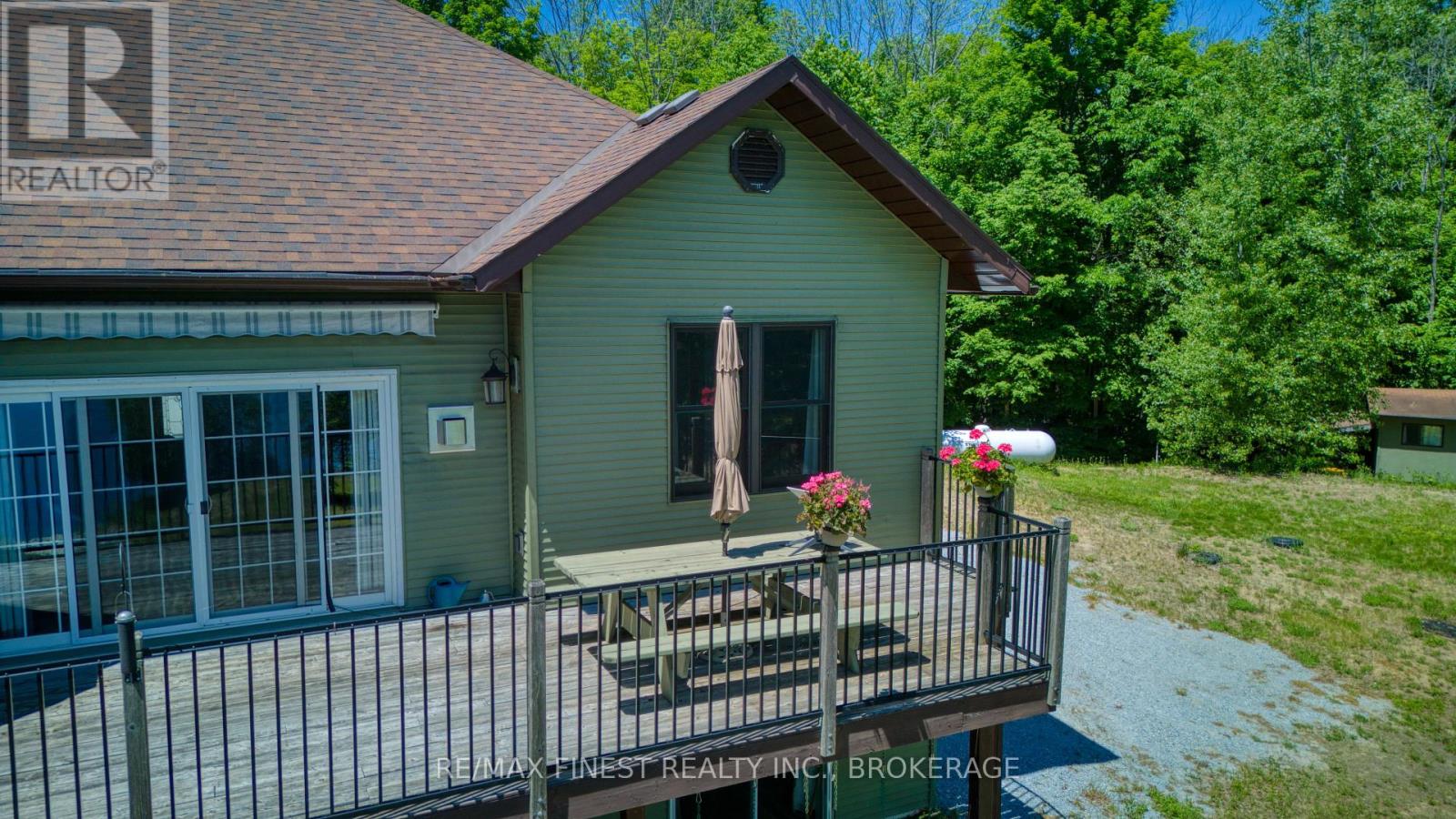 1252 CLEMENT ROAD - Image 39