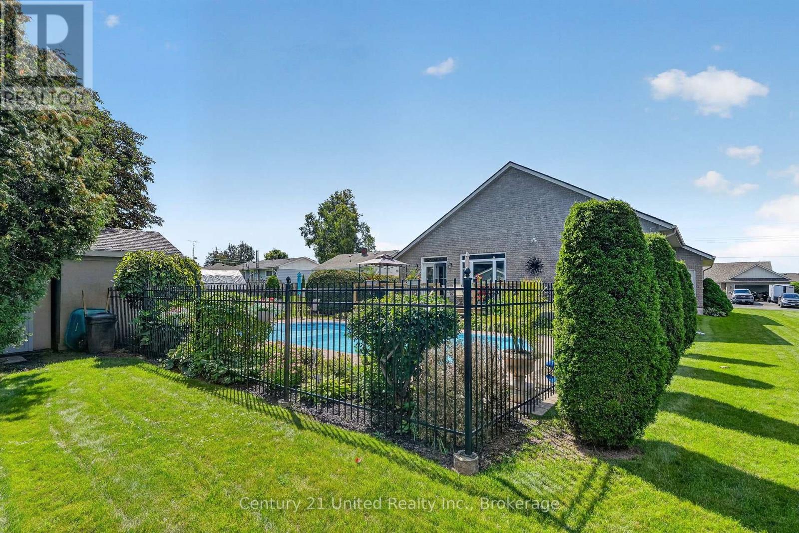 65 DIVISION STREET - Image 44