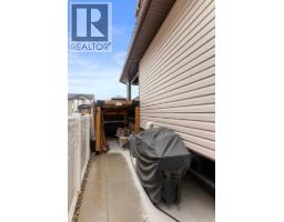 4929 Southlands Drive Se, Medicine Hat, AB T1B0C1 Photo 39