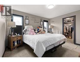 4929 Southlands Drive Se, Medicine Hat, AB T1B0C1 Photo 24