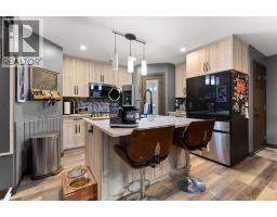 4pc Bathroom - 4929 Southlands Drive Se, Medicine Hat, AB T1B0C1 Photo 9