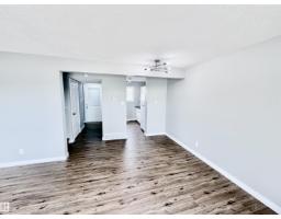 Bedroom 3 - 11430 139 Av Nw, Edmonton, AB T5X3L4 Photo 6