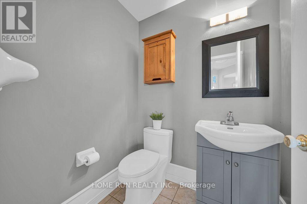 4 Bed, 3 Bath House for Sale in Ottawa – 14 SPUR AVENUE, Ottawa – MLS# X13753830 - Image 28