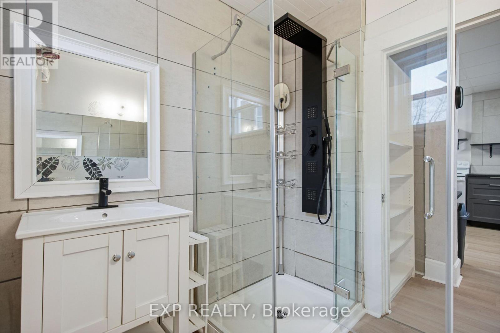 119 BECKWITH STREET N - 17