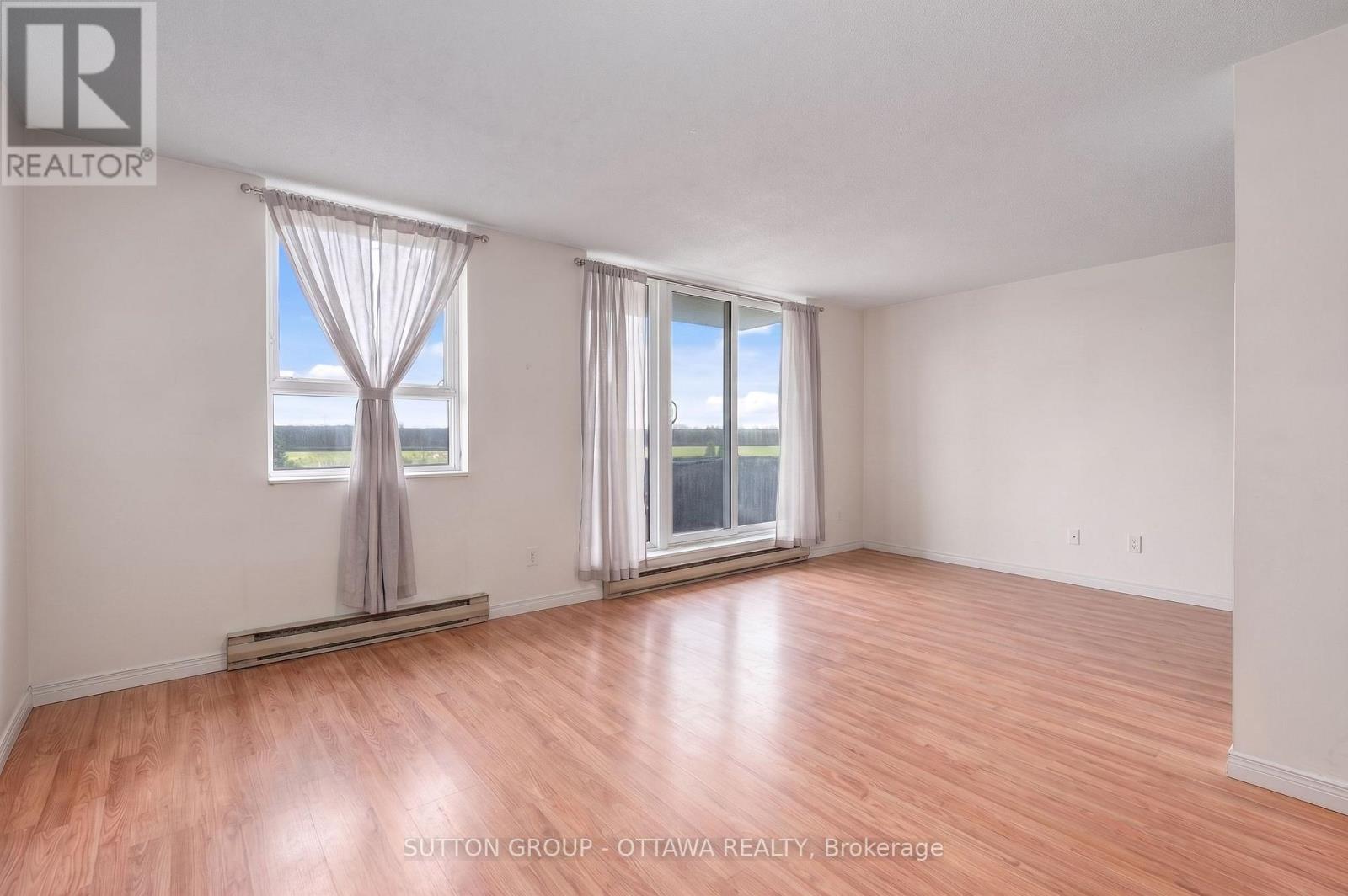 Living and dining area