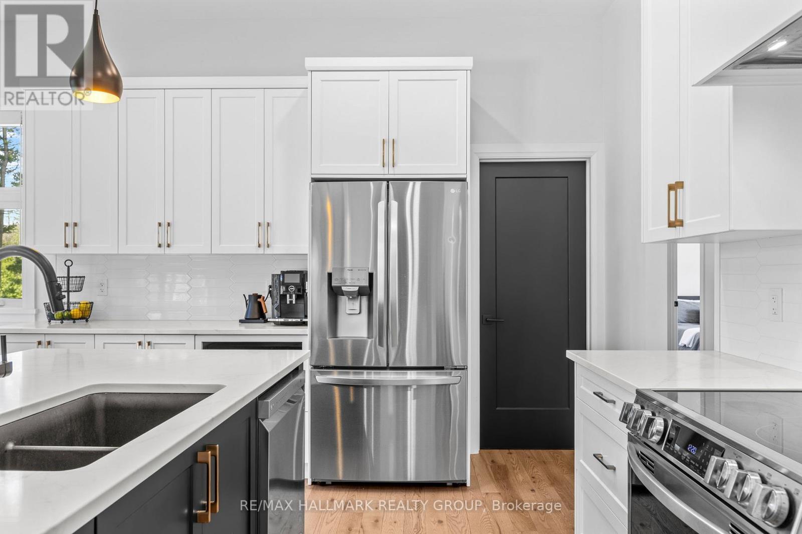 412 BUTLER FARM ROAD - 16