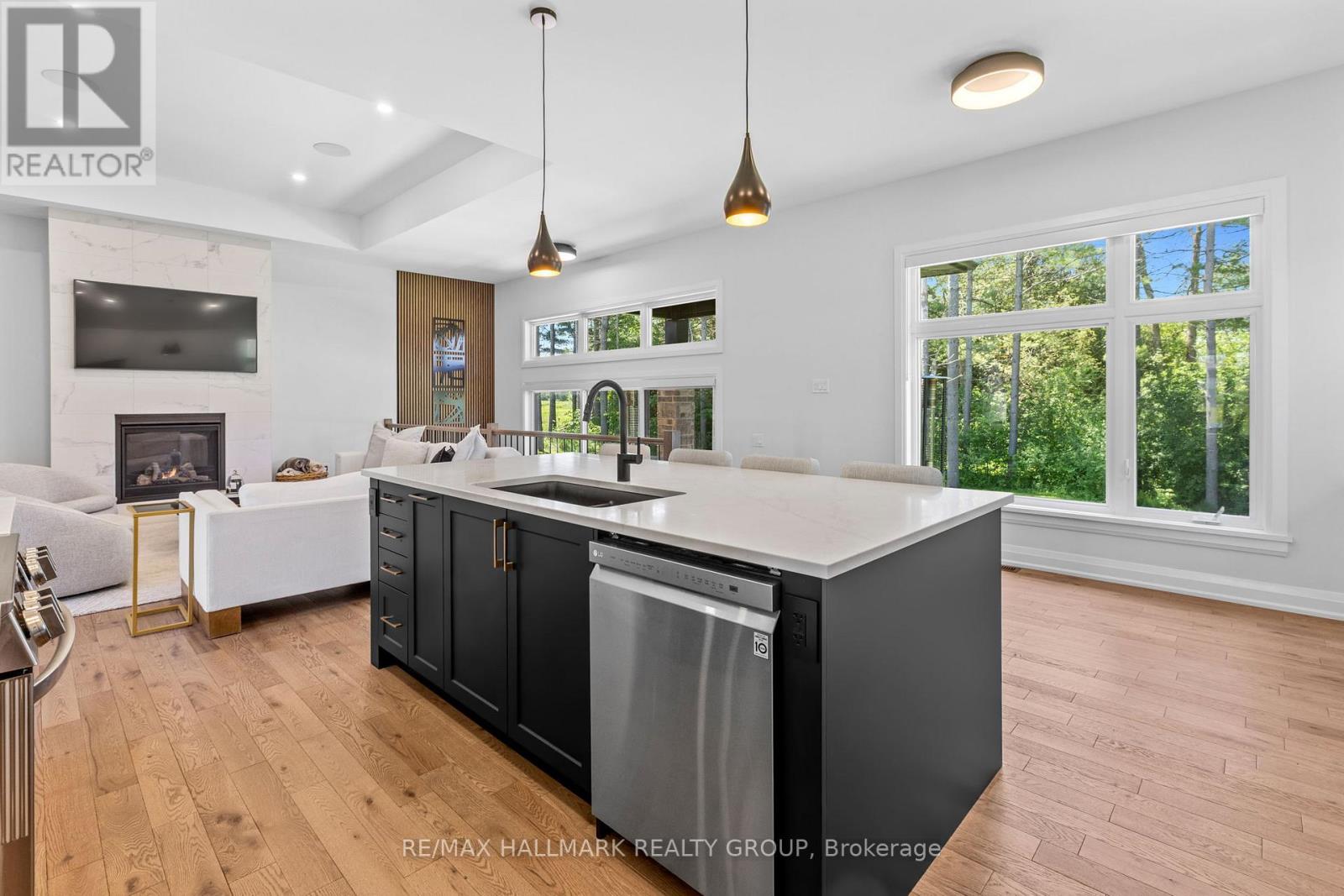 412 BUTLER FARM ROAD - Image 18