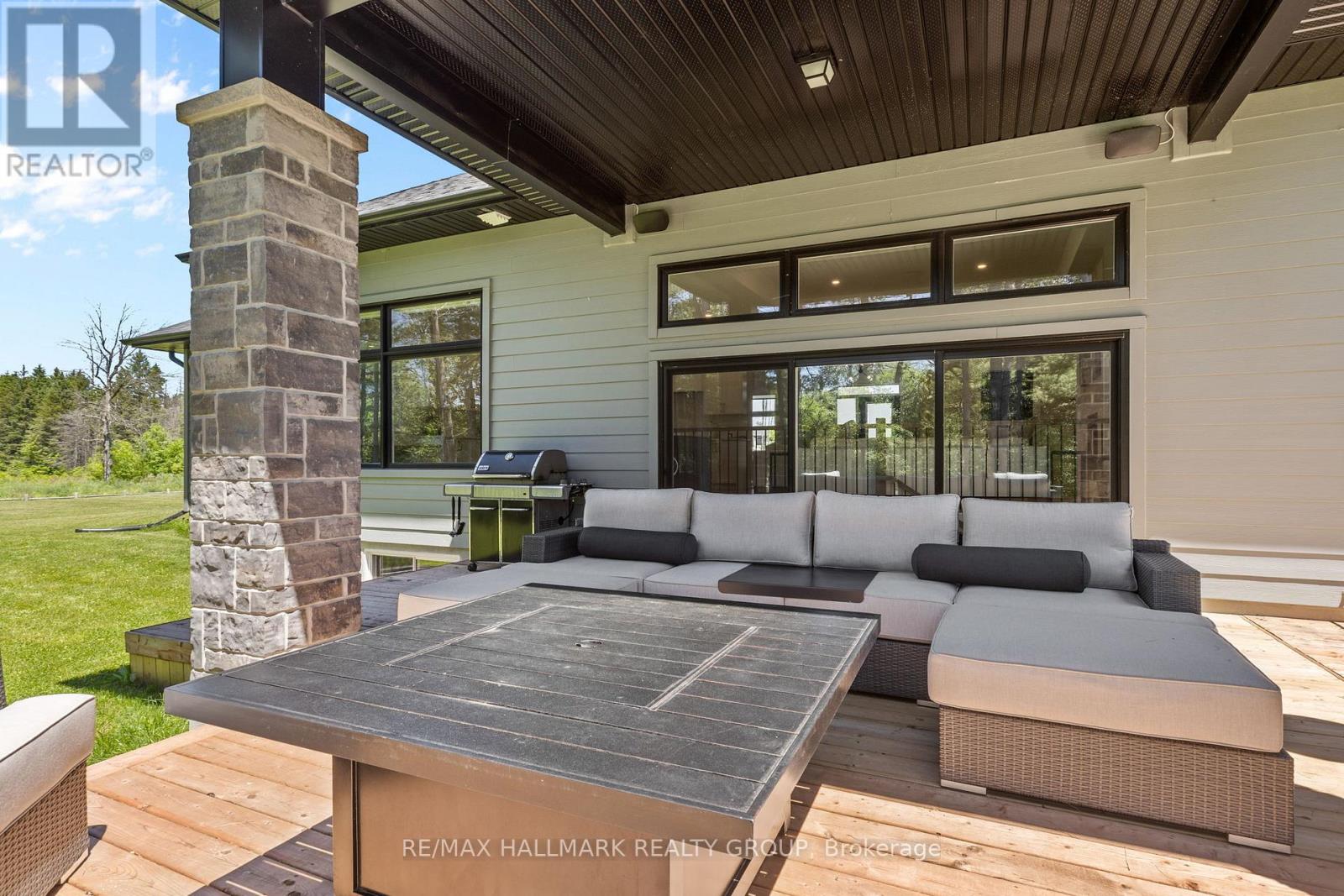 412 BUTLER FARM ROAD - 43