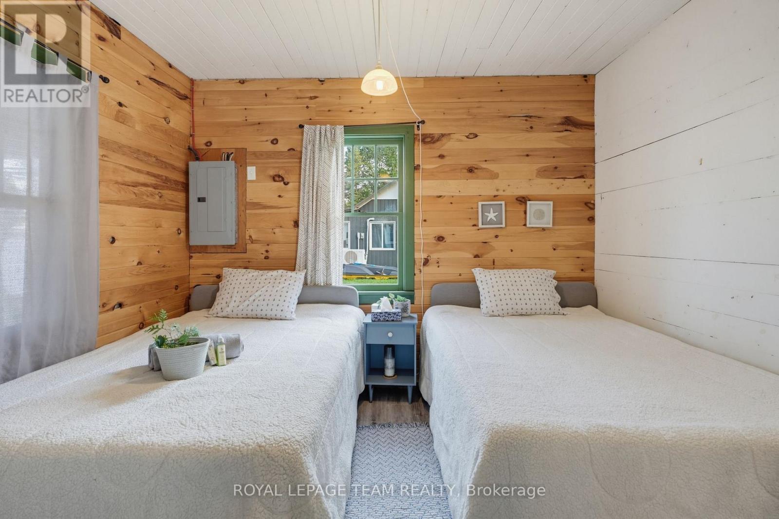 754 FOREST PARK ROAD - Image 28