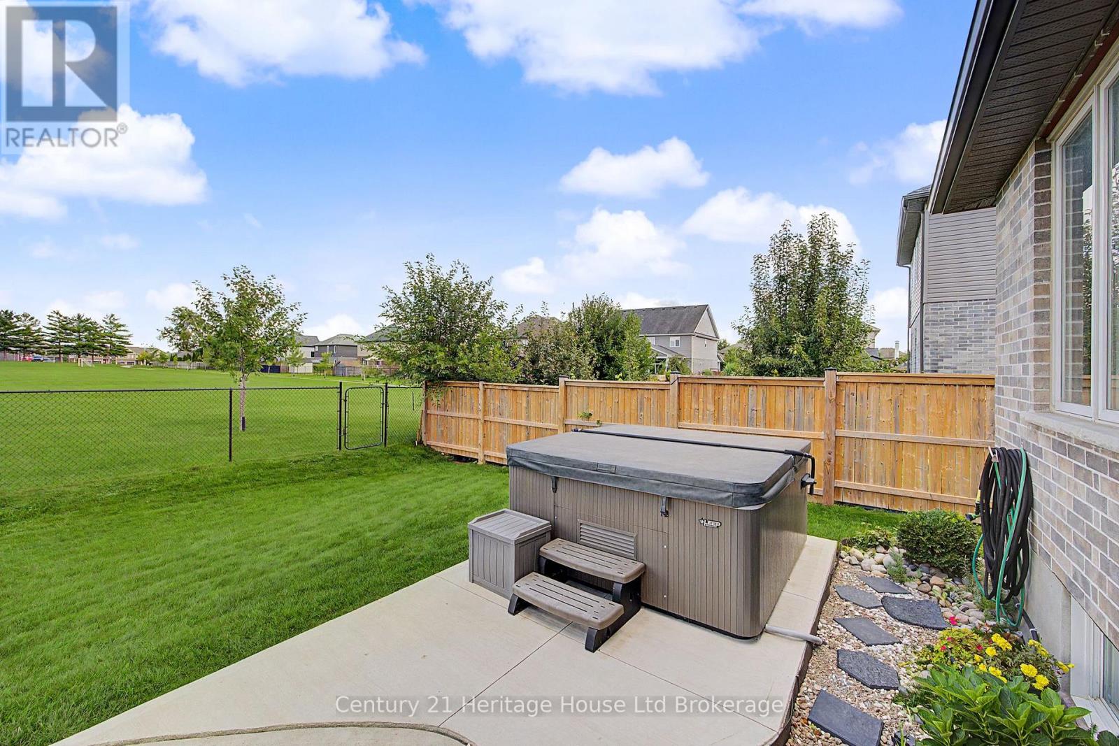 91 BOYD BOULEVARD - Image 34