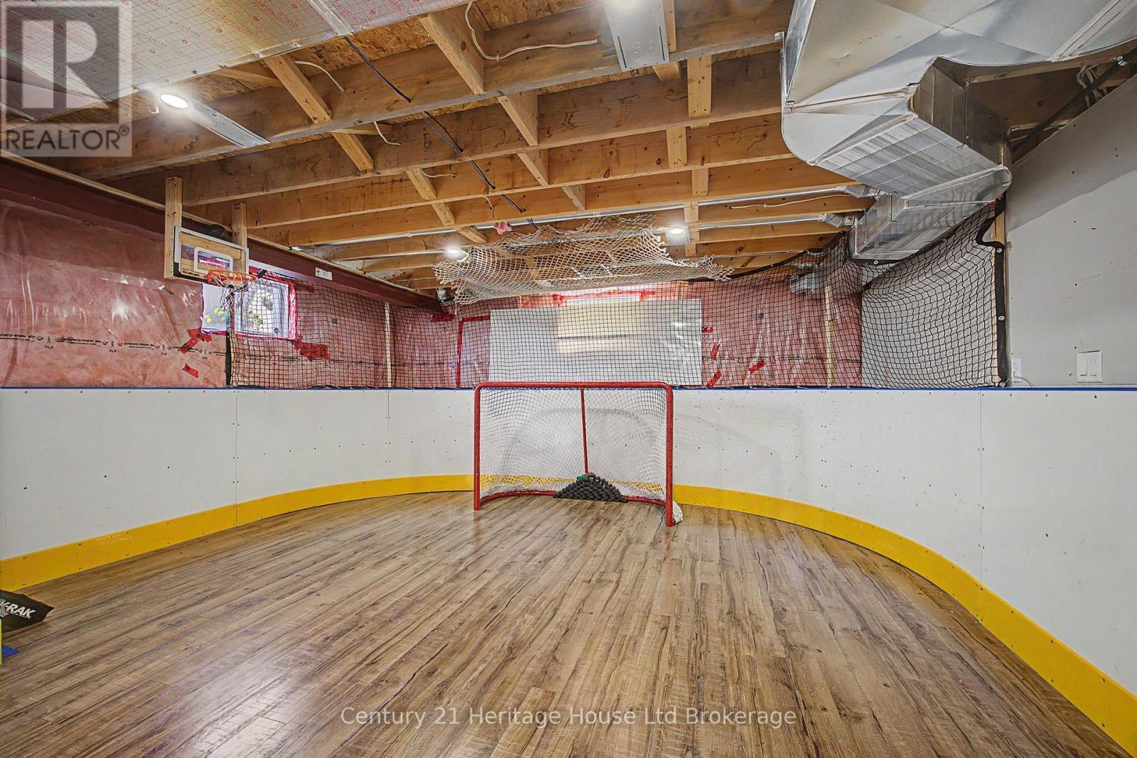 91 BOYD BOULEVARD - Image 39