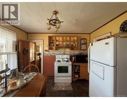 Kitchen - 1909 Route 776, Grand Manan, NB E5G3H1 Photo 13