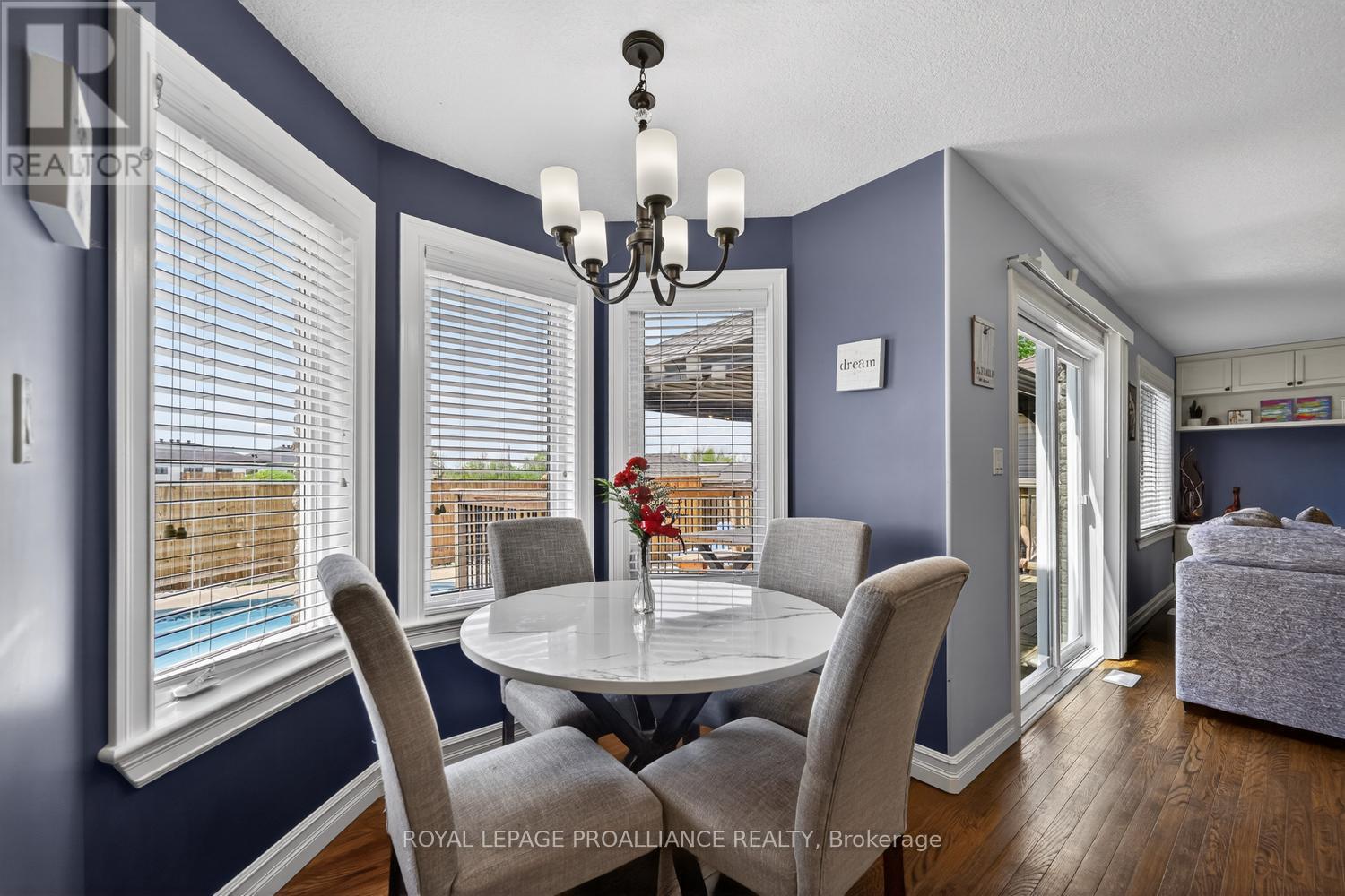 1014 CRESTWOOD DRIVE - 13