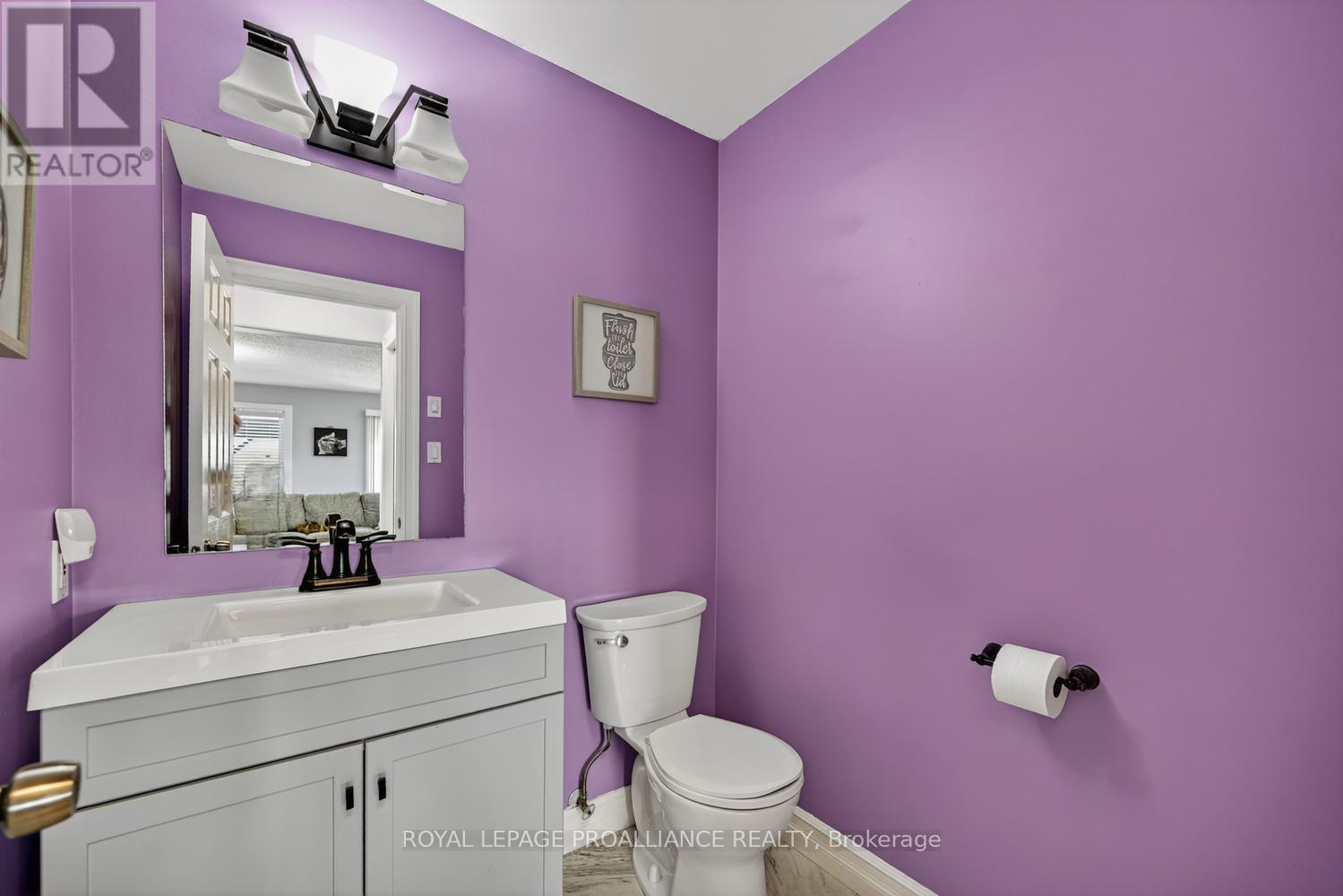 1014 CRESTWOOD DRIVE - Image 18