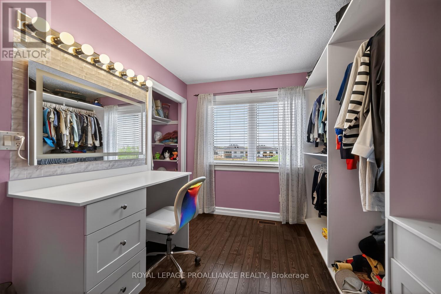 1014 CRESTWOOD DRIVE - Image 27