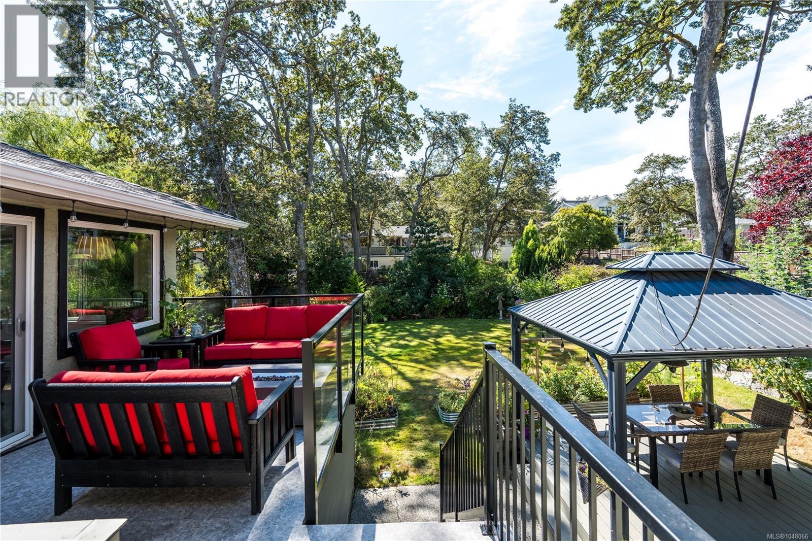 2083 Renfrew Rd - Image 14