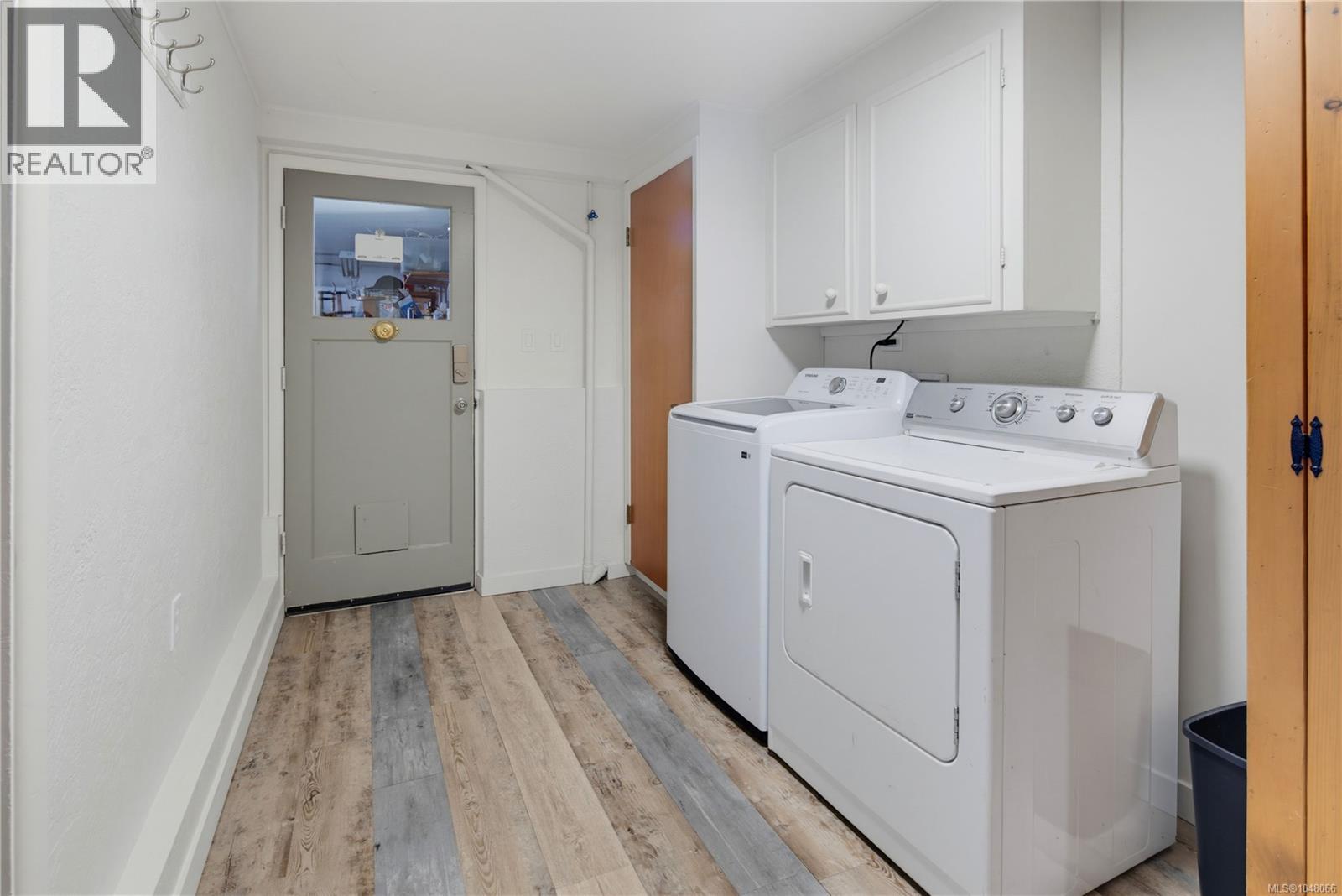 2083 Renfrew Rd - 29