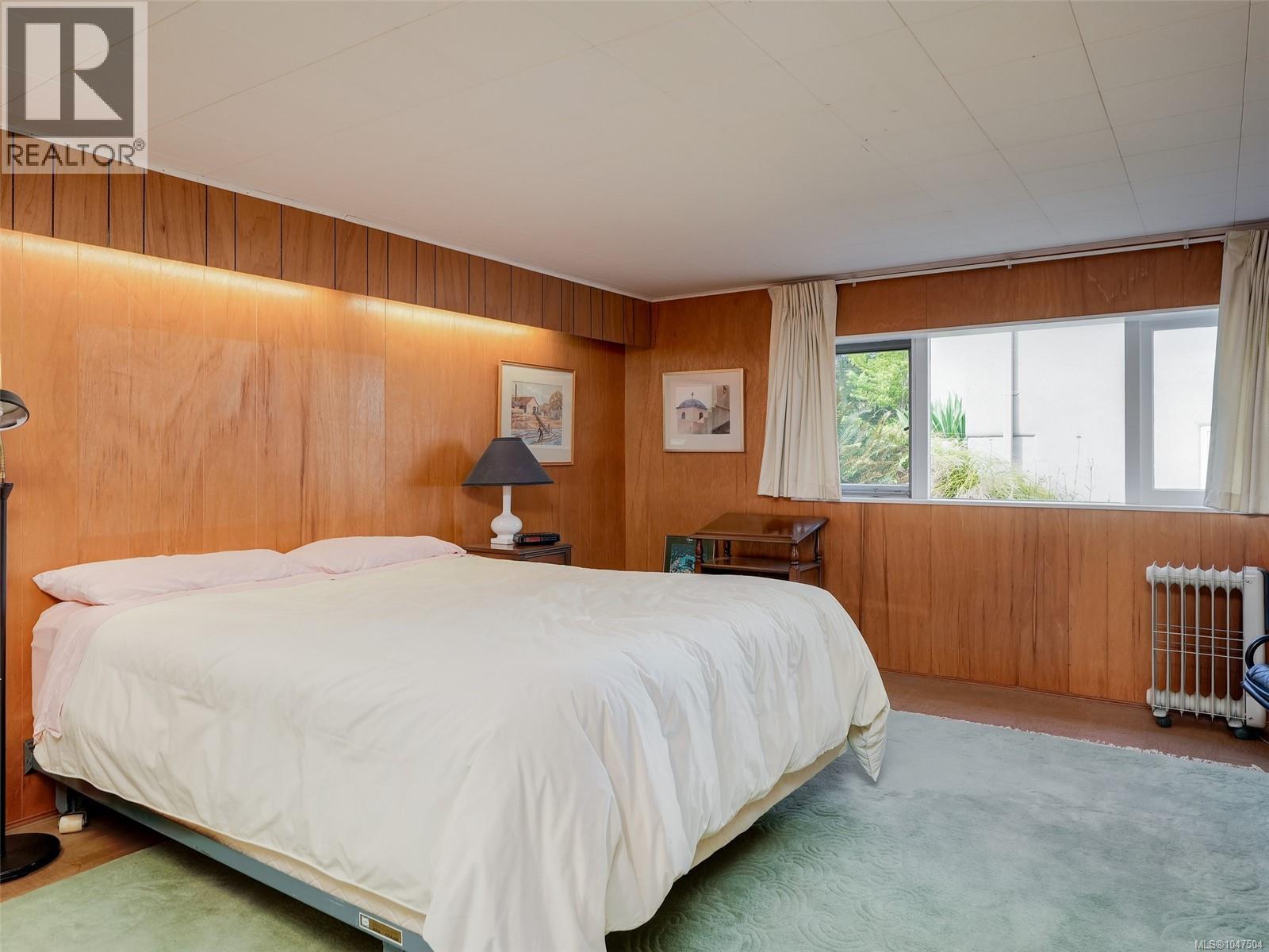 2568 Margate Ave - 12