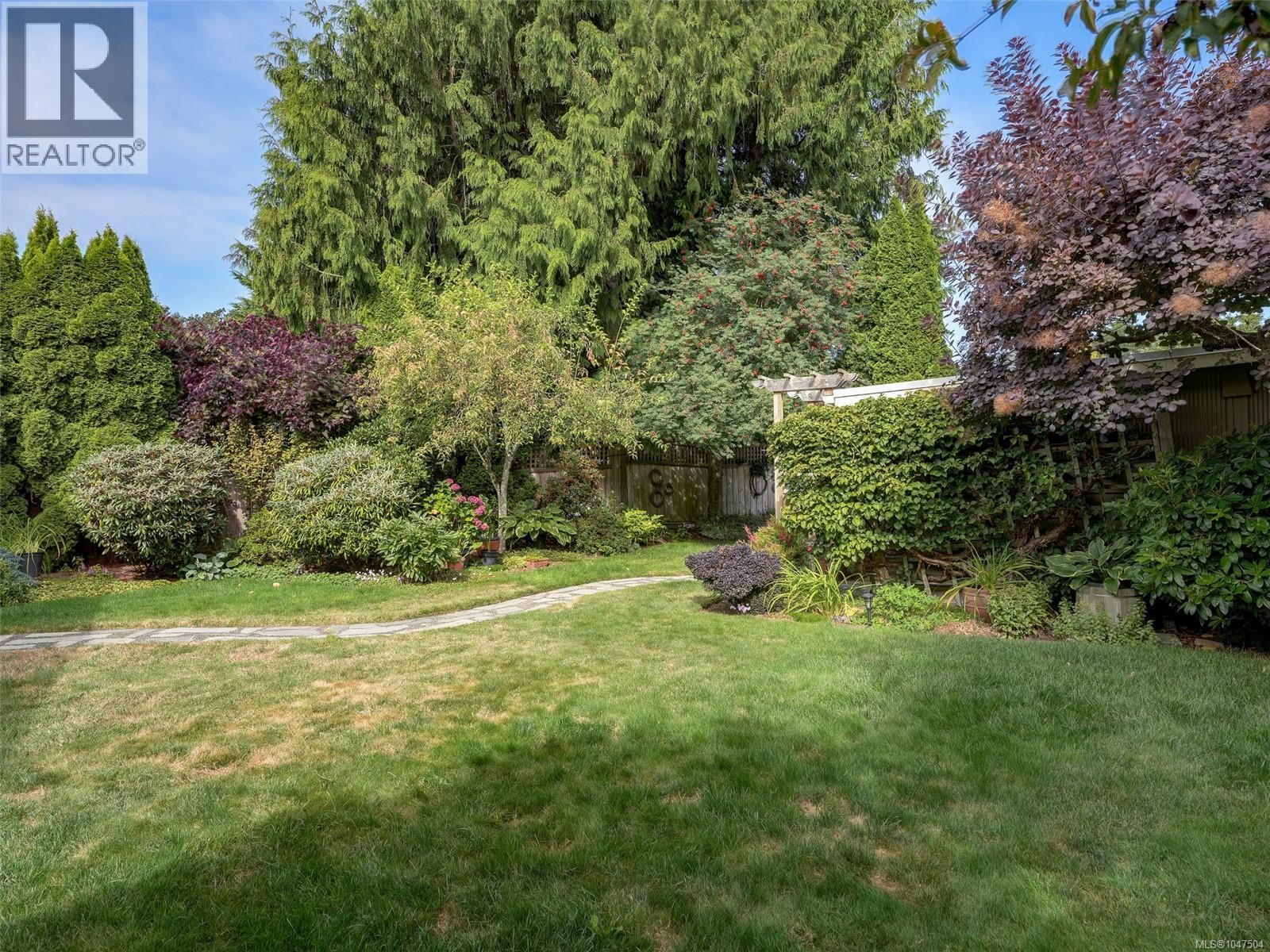 2568 Margate Ave - 15