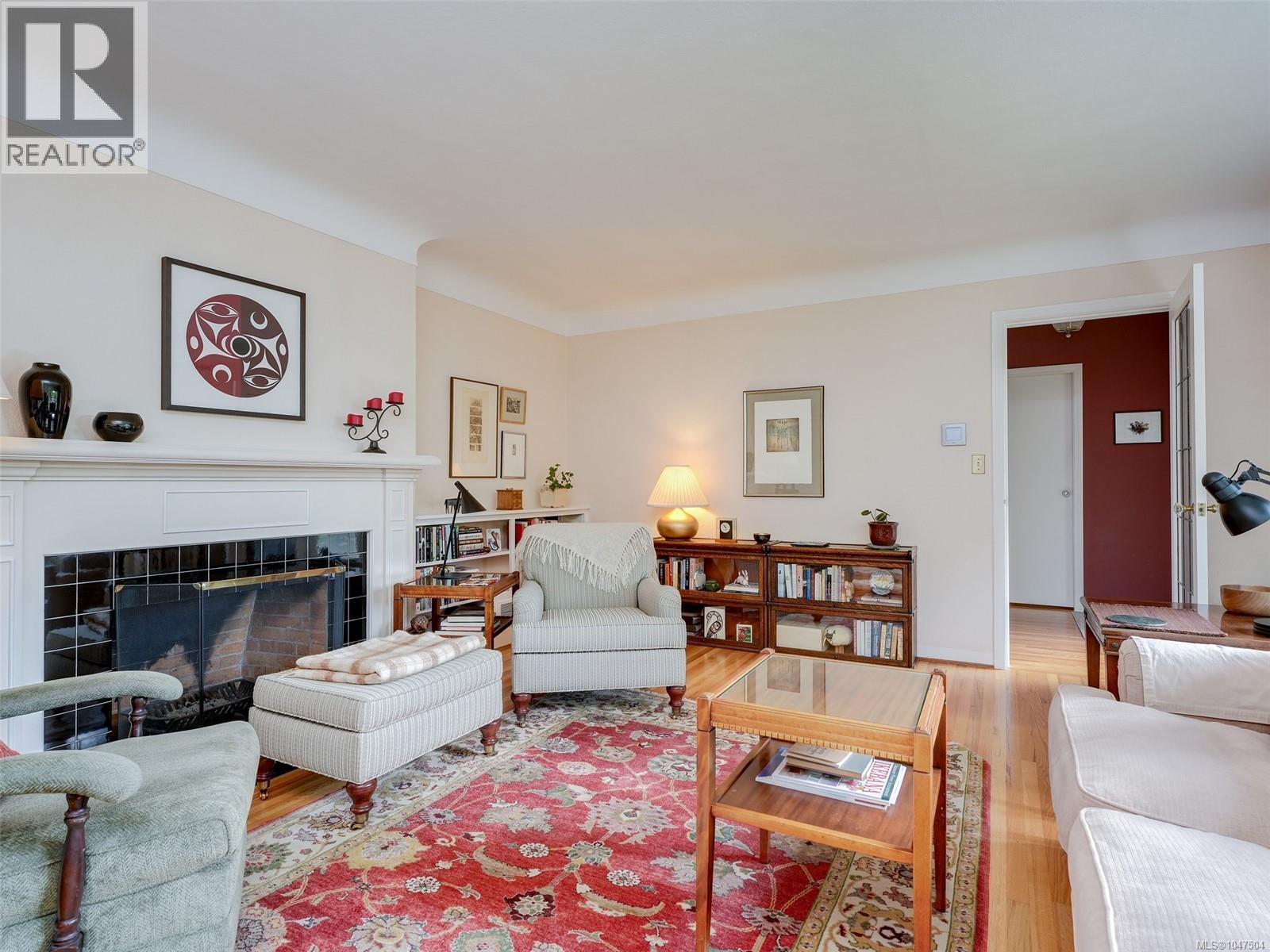 2568 Margate Ave - 3