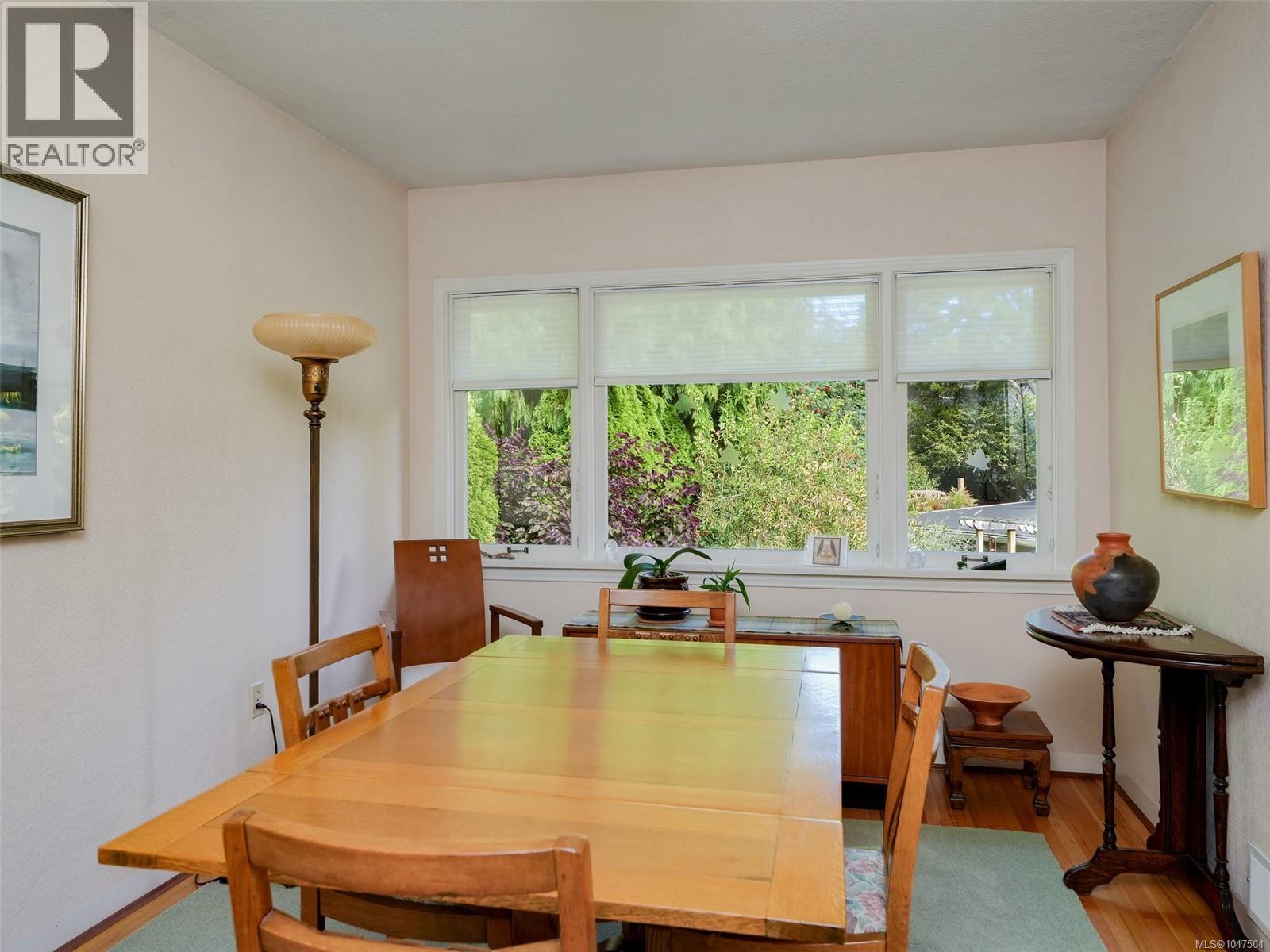 2568 Margate Ave - 4