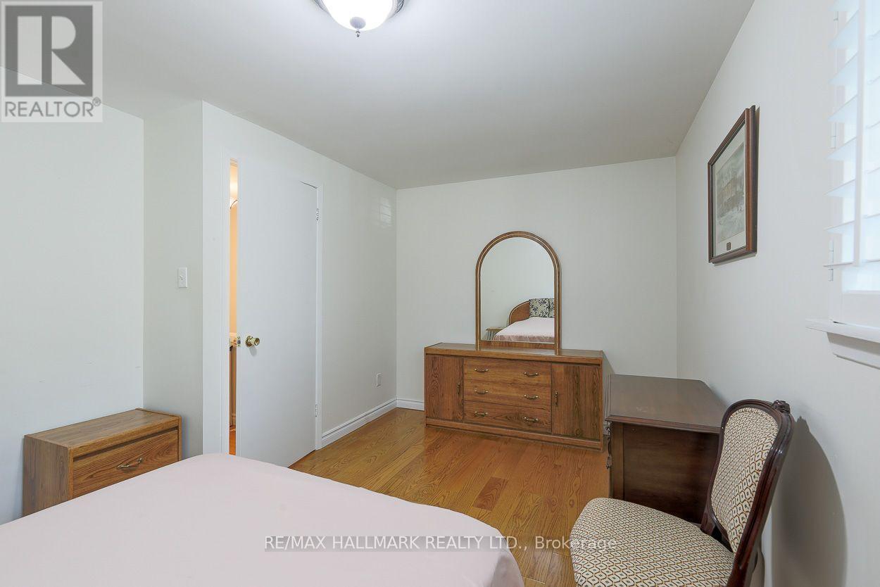 #1 83 RAMEAU DRIVE - 13