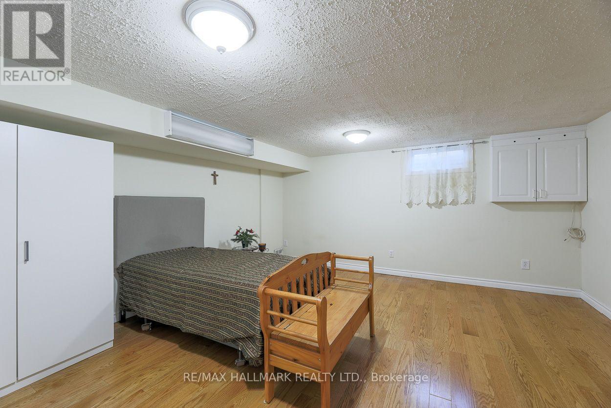 #1 83 RAMEAU DRIVE - 14