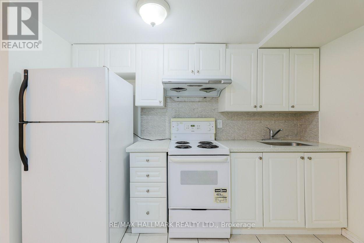 #1 83 RAMEAU DRIVE - 16