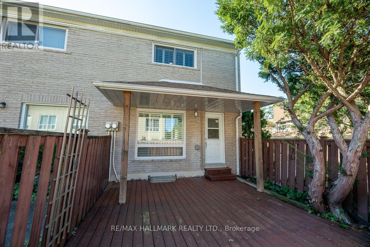 #1 83 RAMEAU DRIVE - 20