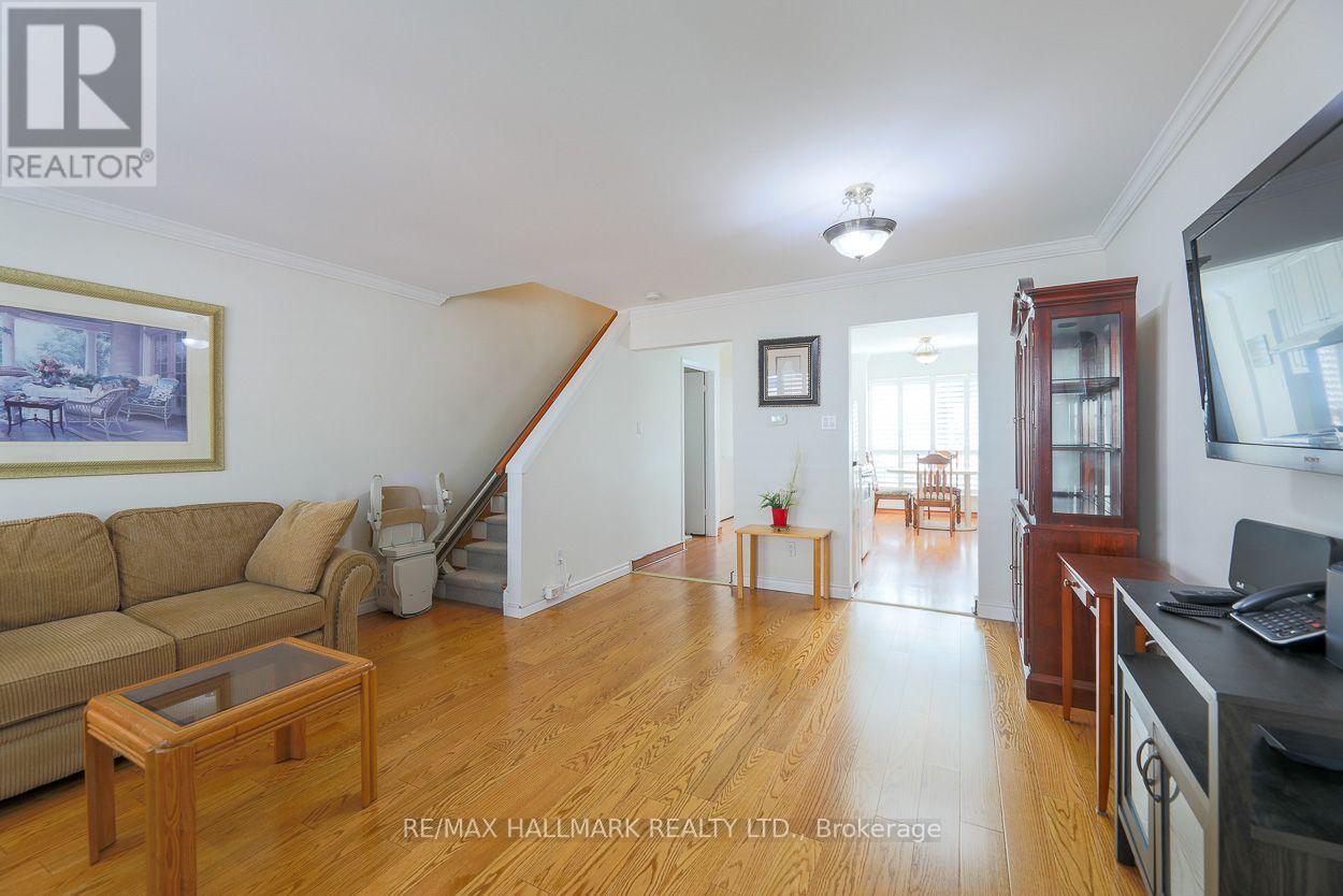 #1 83 RAMEAU DRIVE - 8