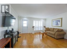 Kitchen - 1 - 83 Rameau Drive, Toronto, ON M2H1T6 Photo 7