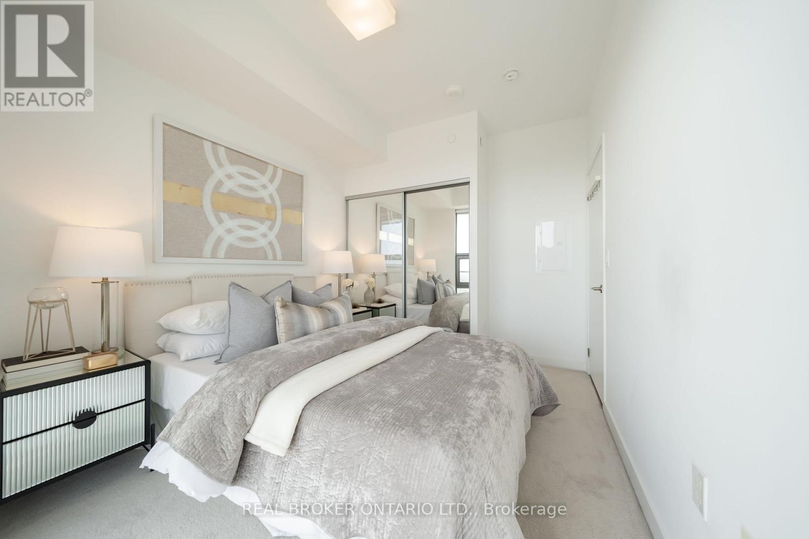 #5311 11 WELLESLEY STREET W - 13