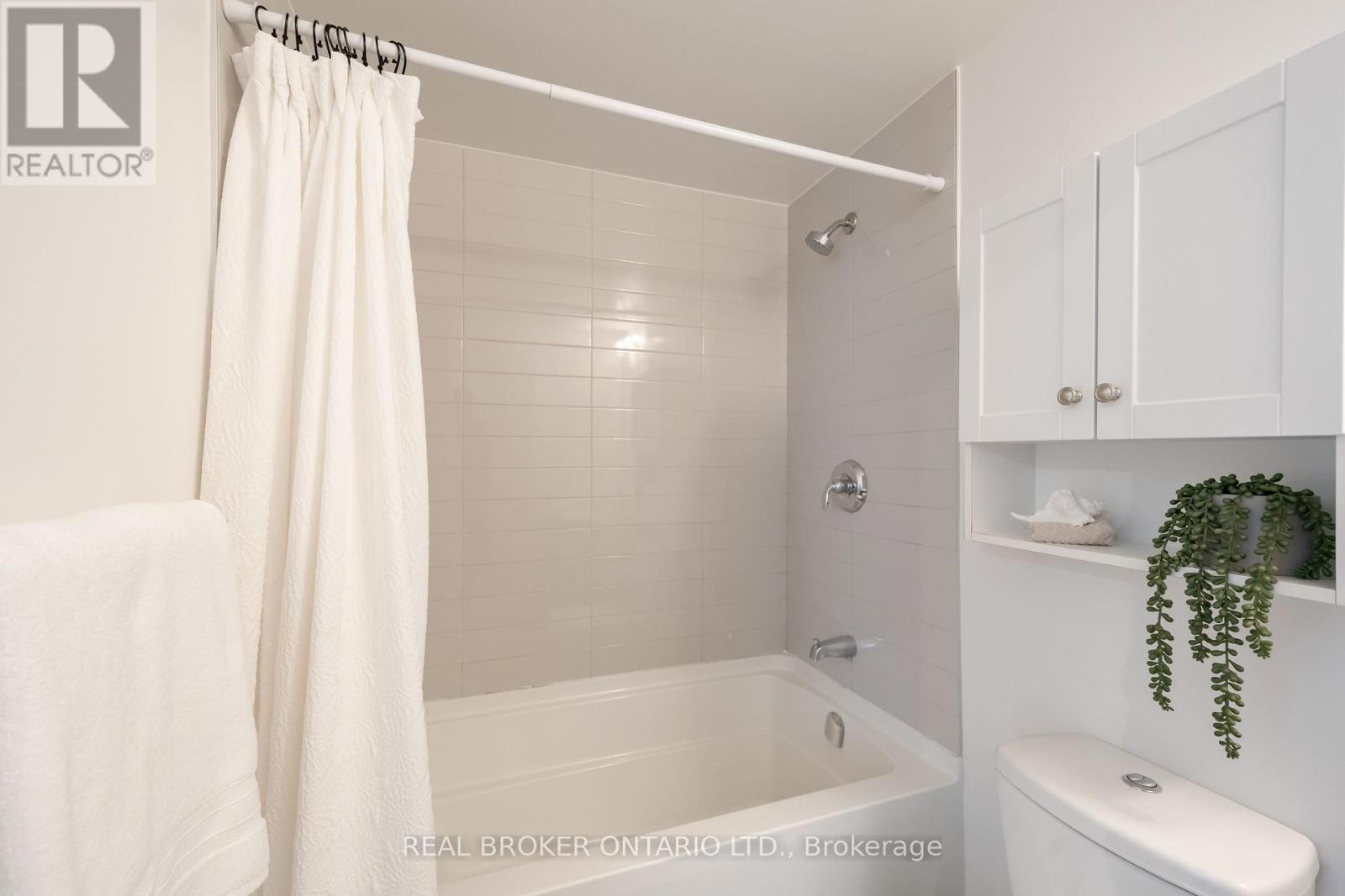 #5311 11 WELLESLEY STREET W - 19