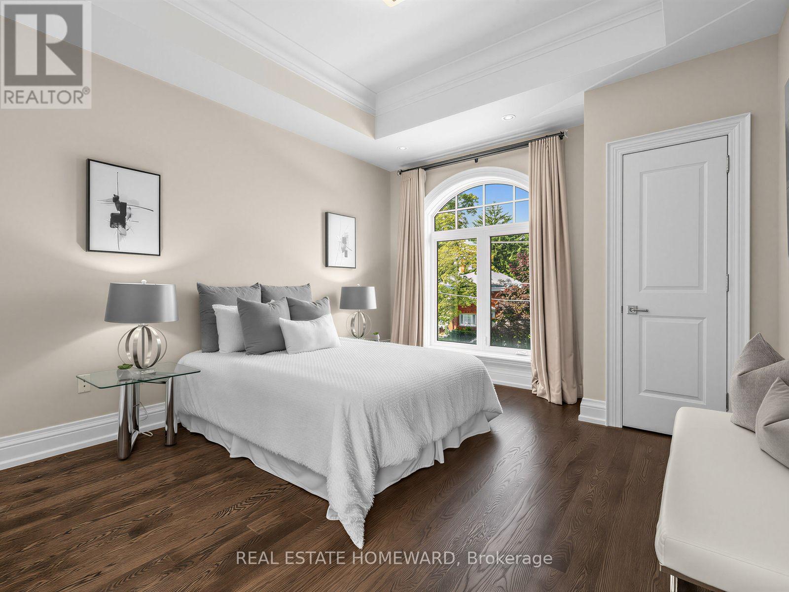 553 BROADWAY AVENUE - Image 28