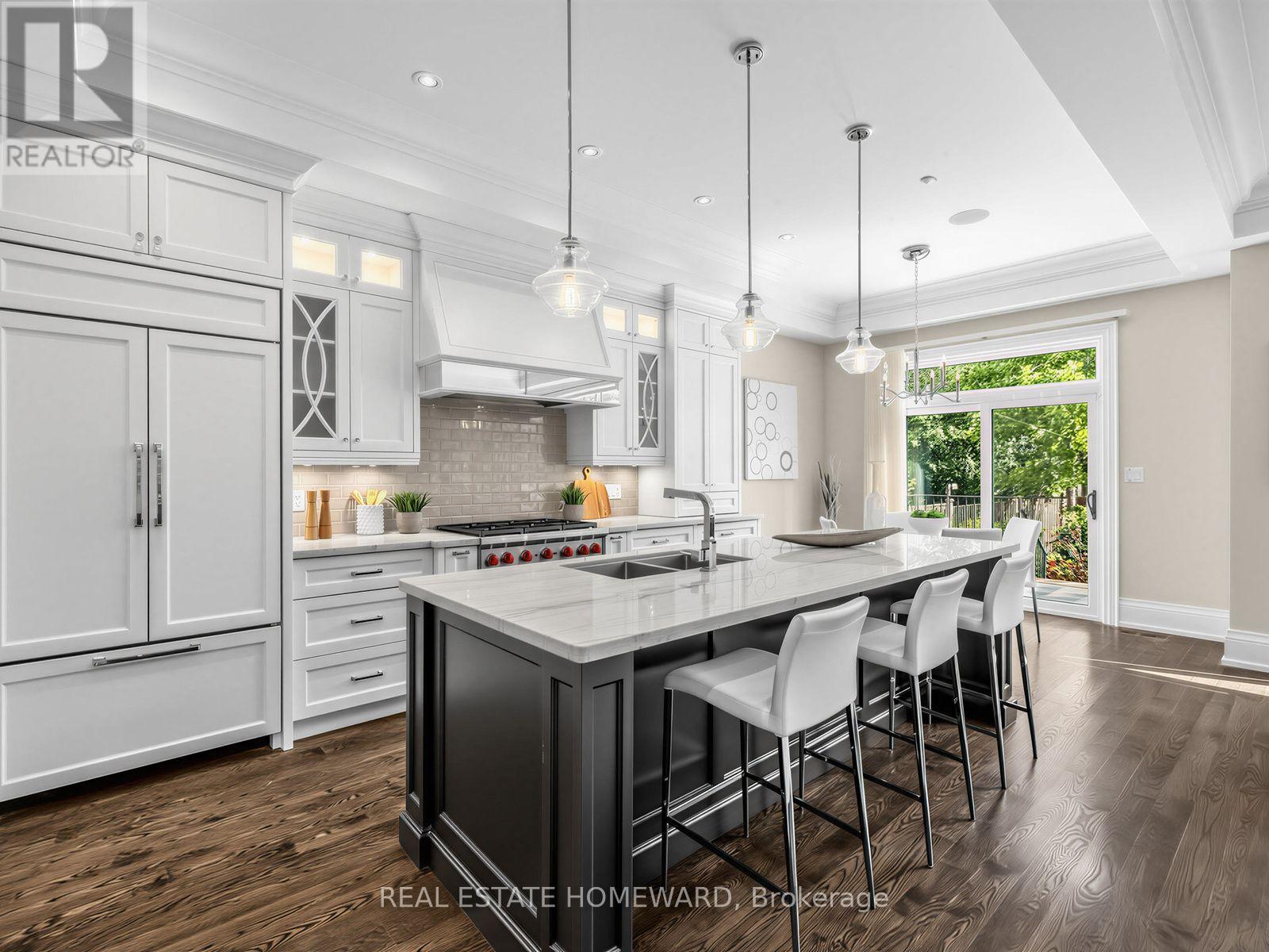 553 BROADWAY AVENUE - 8