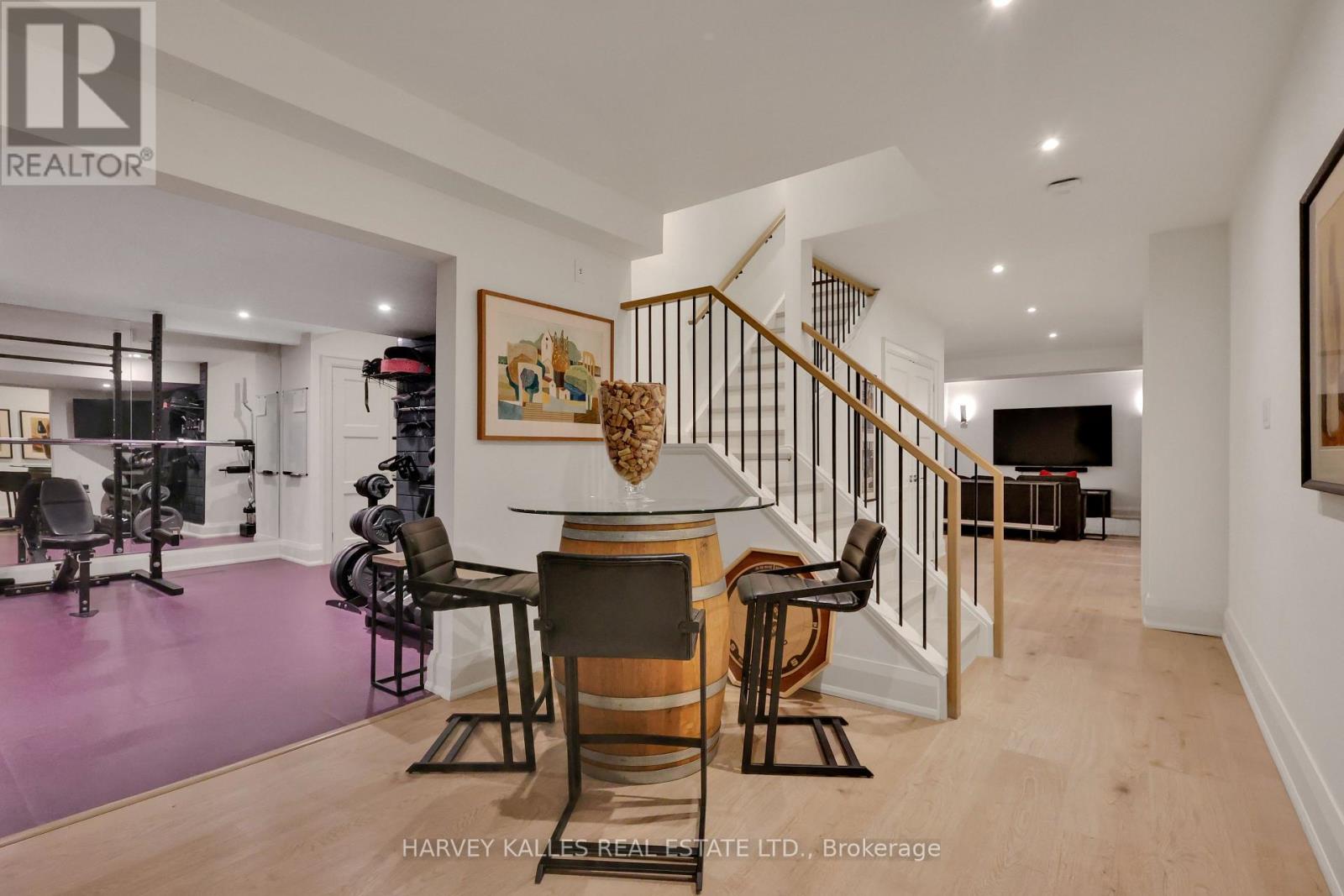 254 YONGE BOULEVARD - Image 34