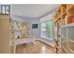254 Yonge Boulevard, Toronto, ON M5M3J3 Photo 19