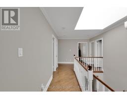 254 Yonge Boulevard, Toronto, ON M5M3J3 Photo 21