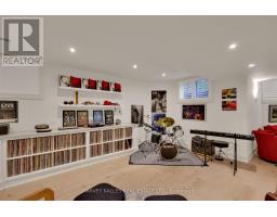 254 Yonge Boulevard, Toronto, ON M5M3J3 Photo 38