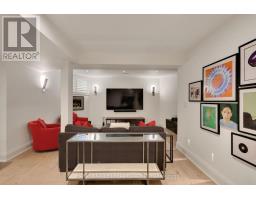 254 Yonge Boulevard, Toronto, ON M5M3J3 Photo 39