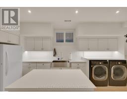 254 Yonge Boulevard, Toronto, ON M5M3J3 Photo 43